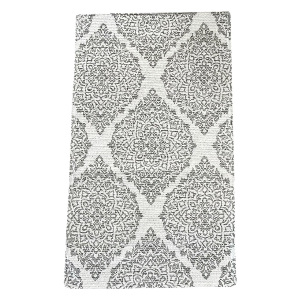 Cotton Area Rug Gray and Cream Medallion Print NWOT